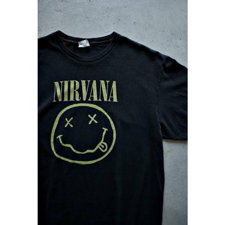 2010s Delta “NIRVANA” Smile Rock Tshirt