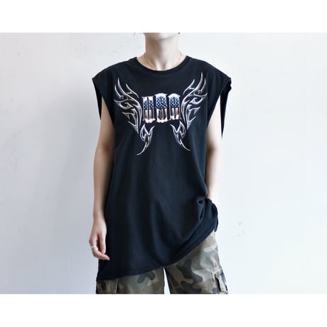 2000s USA Graphic No Sleeve Tshirt