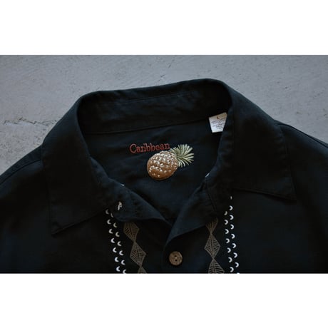 2000s Embroidered Resort Shirt