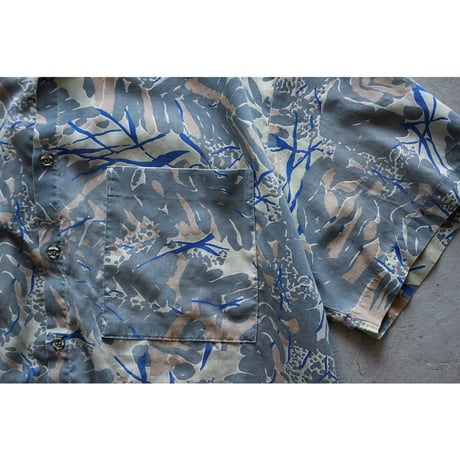 Vintage Abstract Art Shirt / Made in Australia