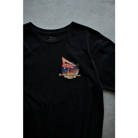 “IN-N-OUT BURGER” Las Vegas Classic Graphic Tshirt