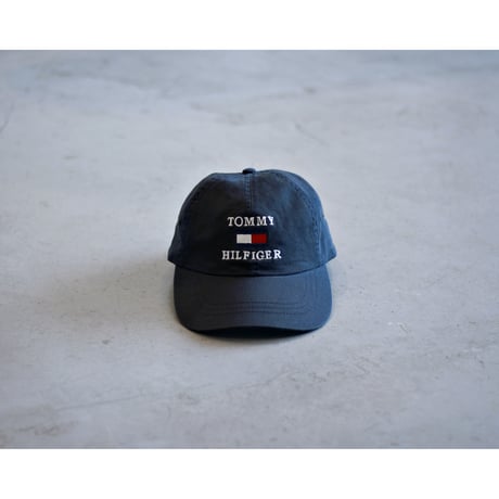 ”TOMMY HILFIGER“ Embroidered Logo Cap