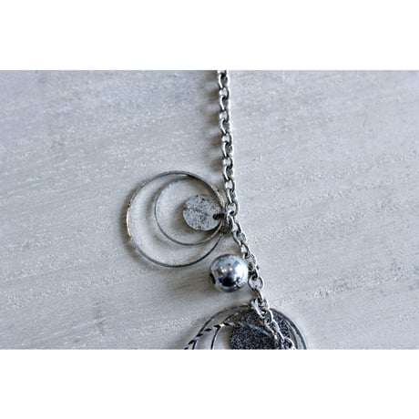 American Vintage Silver Circle Necklace