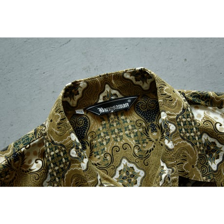 Vintage “Bangsawan” Flyfront Batik Shirt