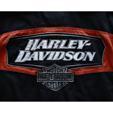 “Harley-Davidson” Embroidery Logo Shirt