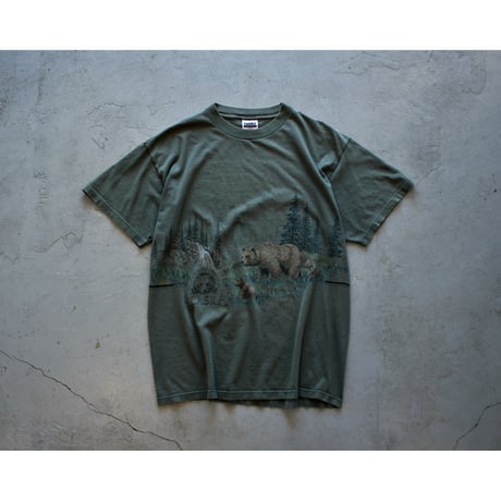 1990s Vintage Tultex Alaska Bears Graphic Tshirt / Made in USA Parts