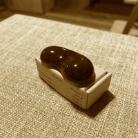 夕凪文具店「Hasami pen rest - 瑠璃（single）」by Kakimori