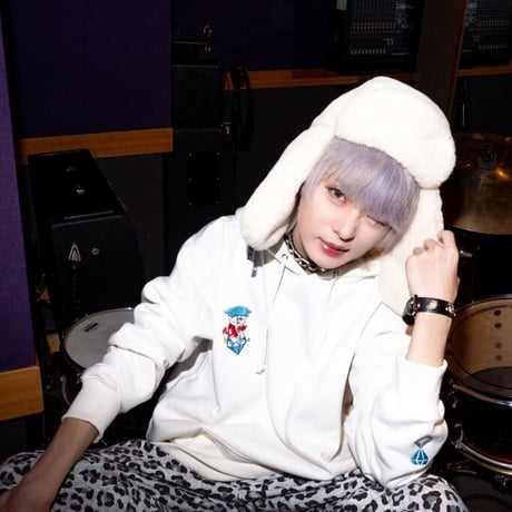 水色しんりゃ君パーカー限定カラーver.💎white