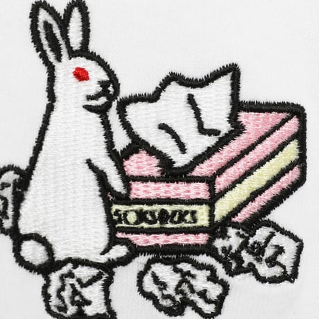 ティッシュB○Xに入った夢のマストアイテムTシャツ🐇white