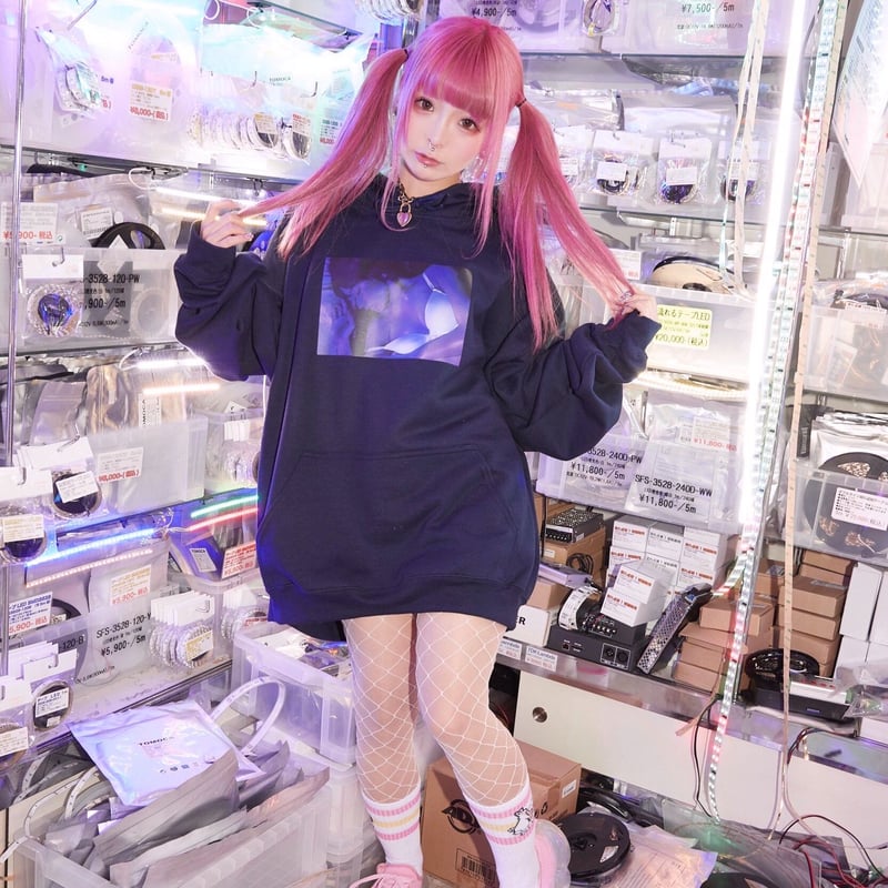 まゆちゃんセクシーパーカー👙navy | S◯XSOCKS