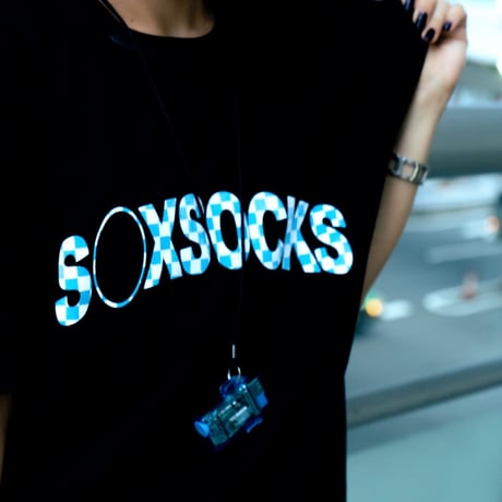 やっち確定チェッカーロゴTシャツ🌃lightblue