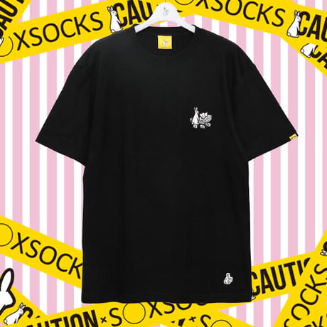ティッシュB○Xに入った夢のマストアイテムTシャツ🐇black