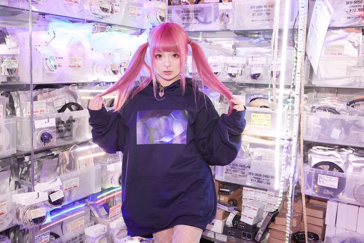 【イラフェスSP】カット先生　猫パーカーまゆちゃんマイクロビキニ まゆちゃんセクシーパーカー👙navy | S◯XSOCKS