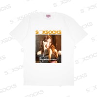 やっち確定七ツ森りりTシャツ🌐white