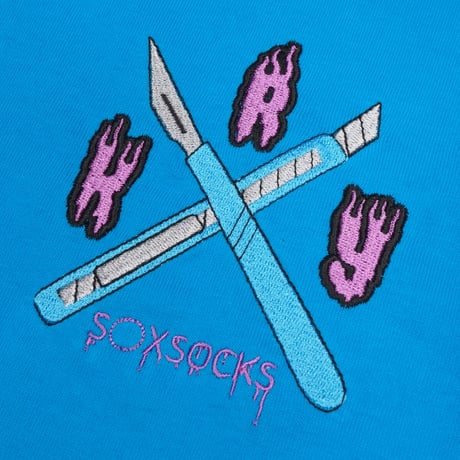 匂わせは嗅いだほうが悪いロンT👁blue