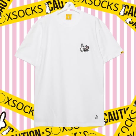 ティッシュB○Xに入った夢のマストアイテムTシャツ🐇white