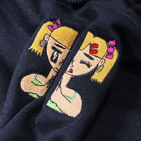 キャワスな子アポロジャイズパーカー🧠black