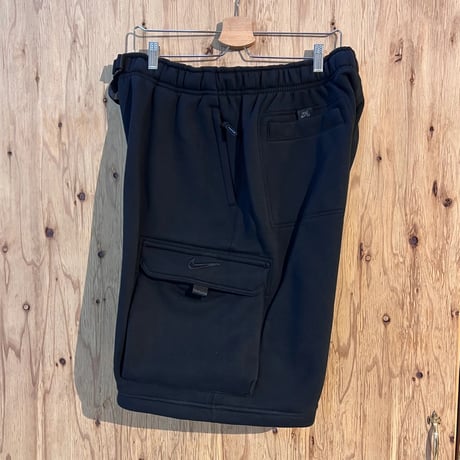 NIKE SB ISHOD CARGO PANTS - BLACK