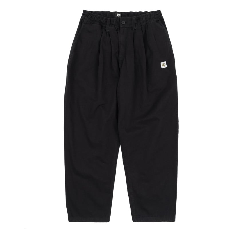 MAGENTA SKATEBOARDS EXTRA LOOSE PANTS-BLACK |