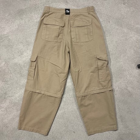YARDSALE  Phantasy Ripstop Cargo Zip-off Shorts (Beige)