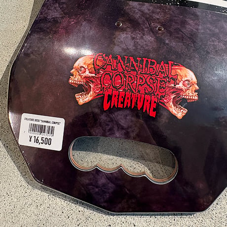 CREATURE CANNIBAL CORPES Explicit 10.56"×31"