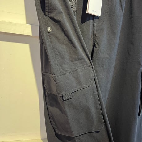 NIKE SB KEARNY CARGO PANTS  black/white