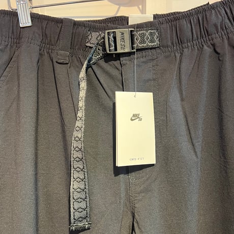 NIKE SB KEARNY CARGO PANTS  black/white
