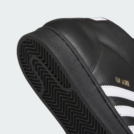 ADIDAS SKATEBOARDING  PRO MODEL ADV