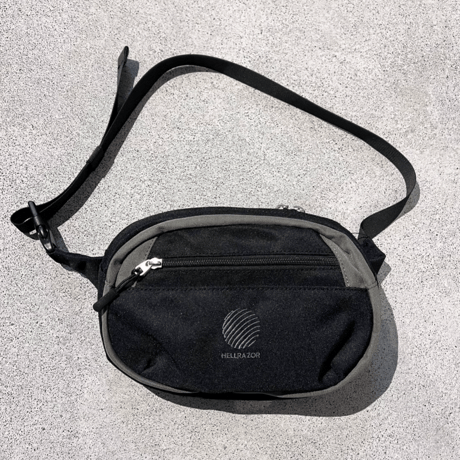 HELLRAZOR  LOGO POUCH - BLACK