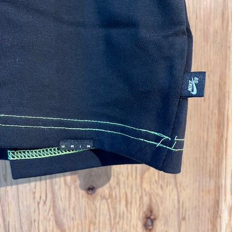 NIKE SB ISHOD TEE - BLACK