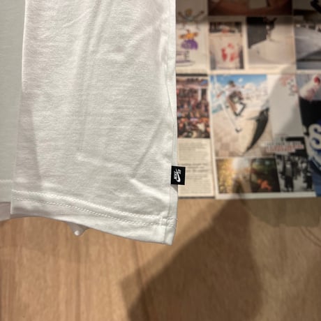 NIKE SB LOGO TEE  white/black