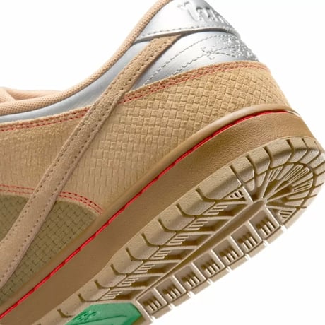 NIKE SB DUNK LOW PRO "Songkran"