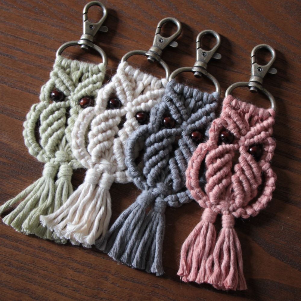 NO.376『マクラメキーホルダー・ふくろう』