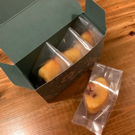チェリーケーキ・ギフトボックス