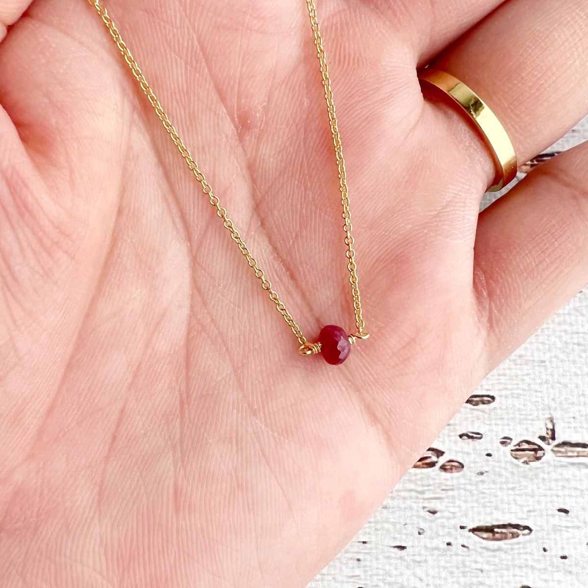 即納] 14kgf/ 7月誕生石小さな「ルビー」のネックレス | atelier ihana