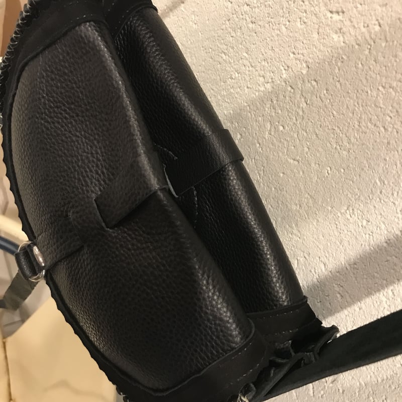LYNCH SILVERSMITH LIMITED MOCCASIN BAG | lathe' LYNCH SILVERSMITH LIMITED MOCCASIN BAG | lathe'