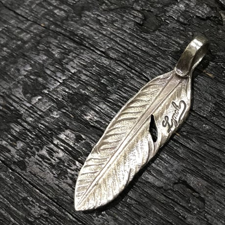 LYNCH SILVERSMITH FEATHER(S)