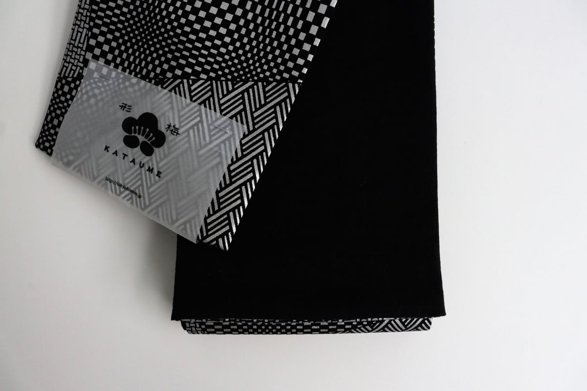石塚染工形梅 半幅帯 幾何学寄小紋柄 | 坂本呉服店