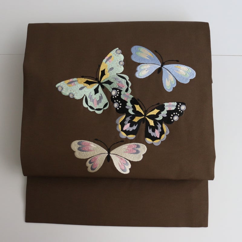 namintom 蝶々刺繍 名古屋帯 ブラウン | 坂本呉服店