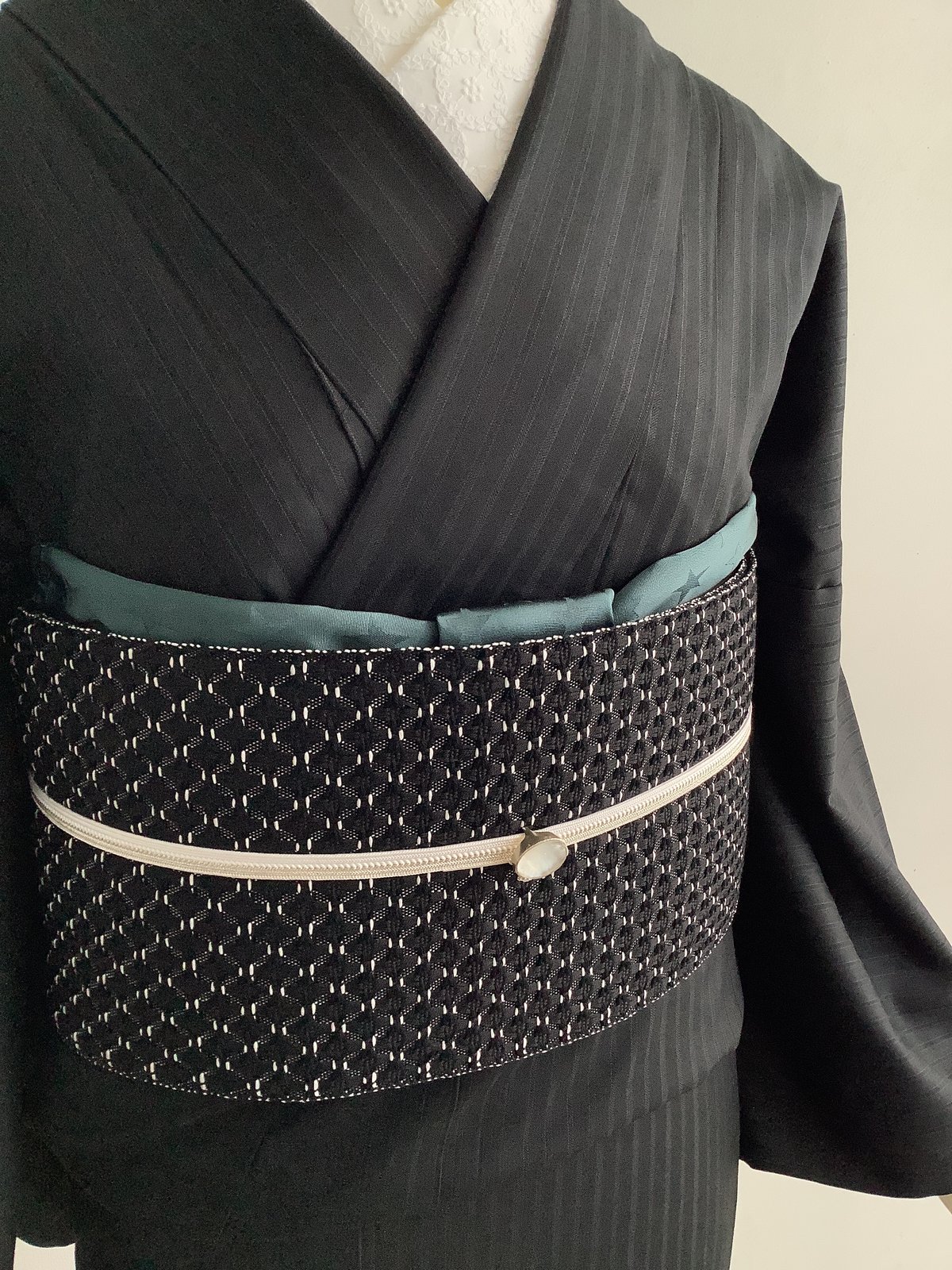 帯揚げ 正絹帯揚げ（総絞り）「黒色（天銀）」 | 帯あげ,帯揚げ（絞り