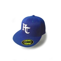 HC LOGO CAP Fitted ”Solid”  (R/BLU)