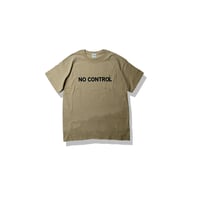 "NO CONTROL" pocket TEE ( BEG)