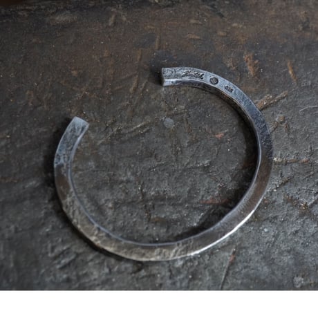 Forged bangle 【silver】