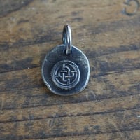 Hcircle logo metal