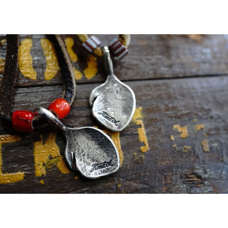 【limited】Heart feather