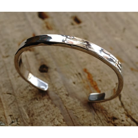 CATEGORY BANGLE | Hemlock CATEGORY BANGLE | Hemlock