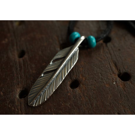 feather necklace ②