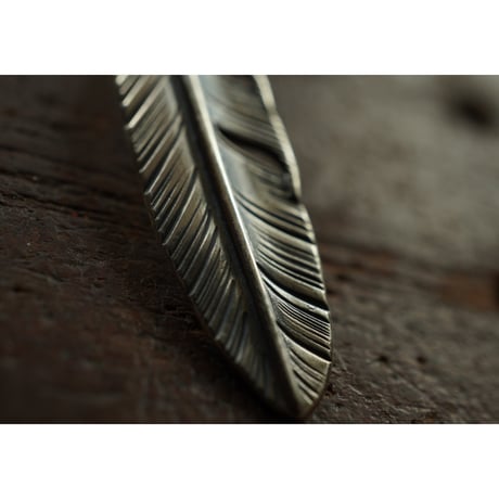 feather necklace ①