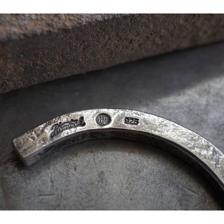 Forged bangle 【silver】