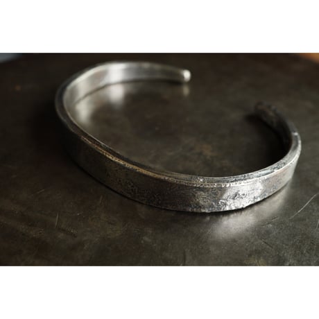 ROUGH BANGLE